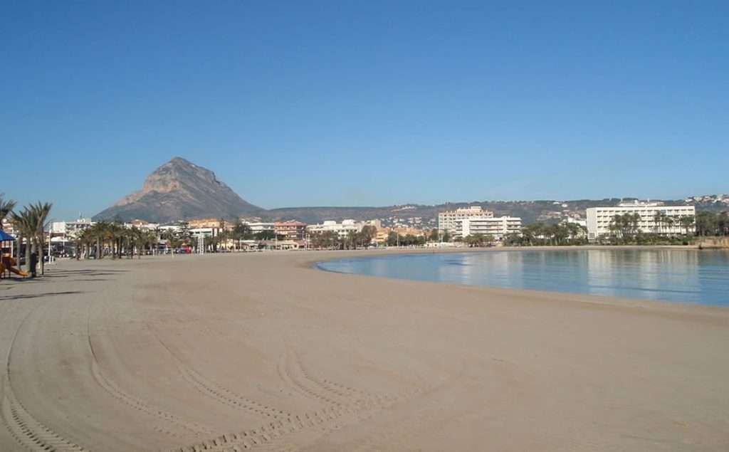 playa arenal javea